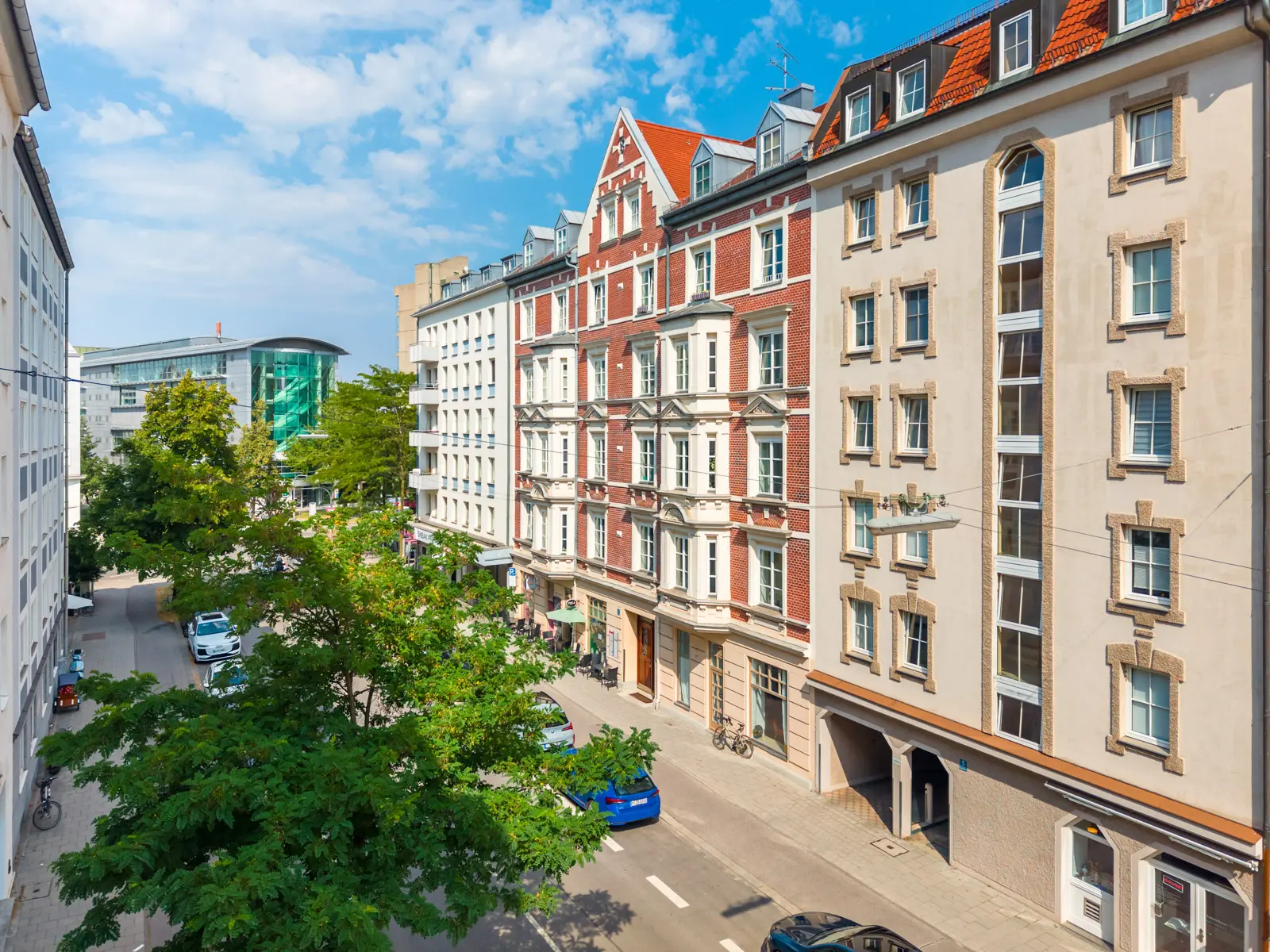 2-Room Period Apartment with Lift