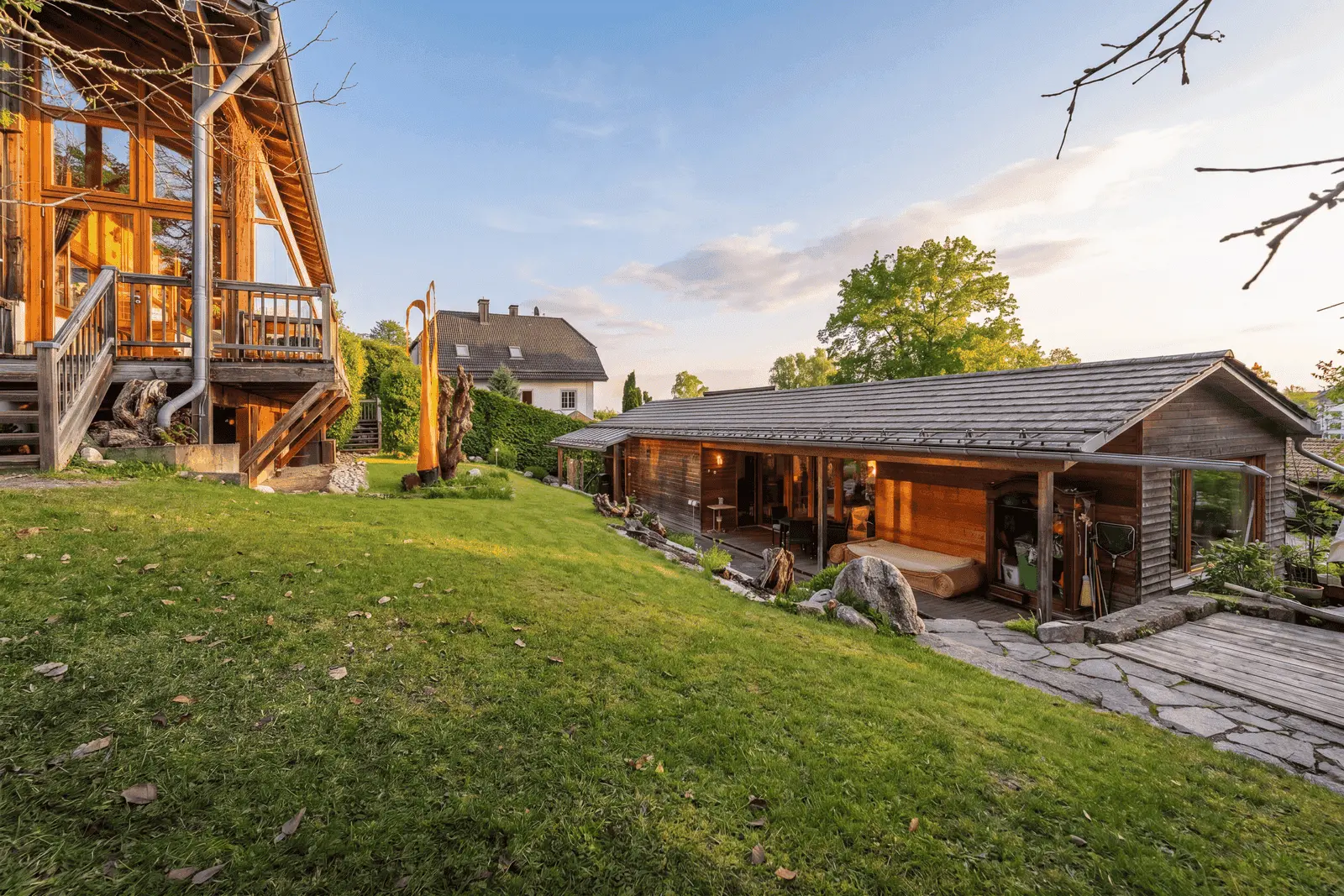 Architect-designed bungalow on Lake Starnberg